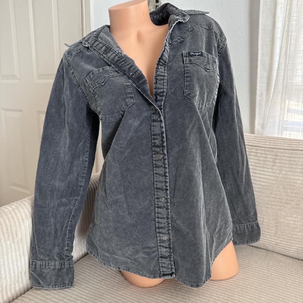 Wrangler women's long sleeve gray ribbed retro western button up shirt